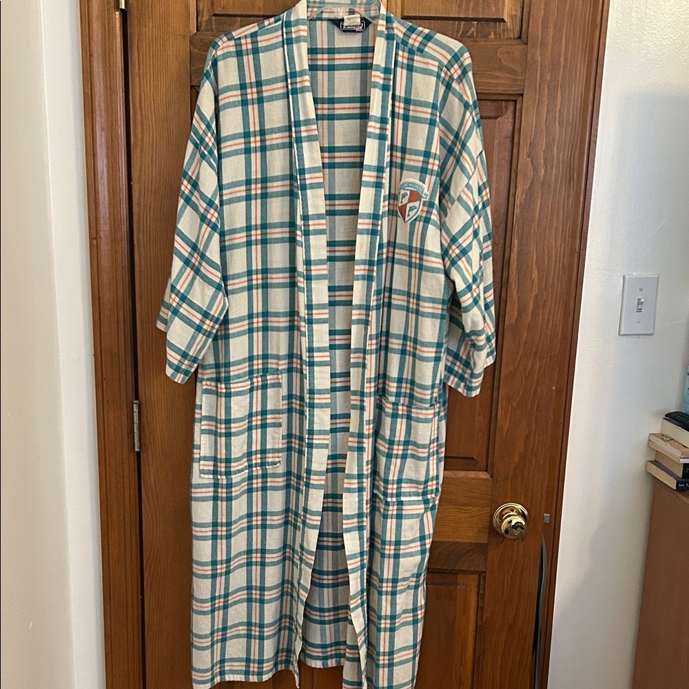 NFL Men's Cream and Teal Plaid Robe